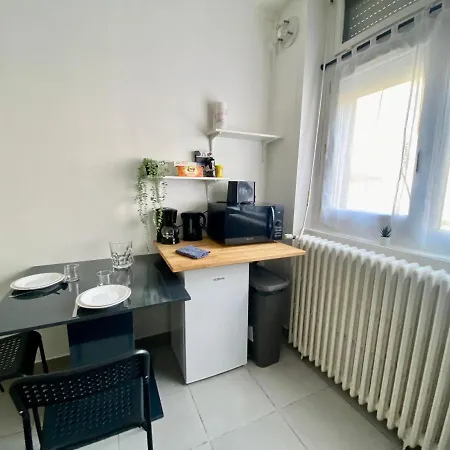 L'essentiel, Proche Gare - 053 Apartment